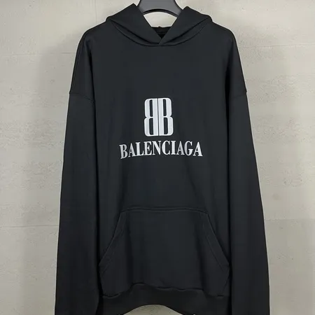 バレンシアガ パーカー