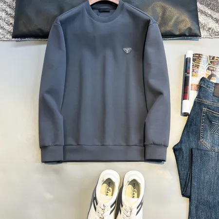 プラダ パーカー