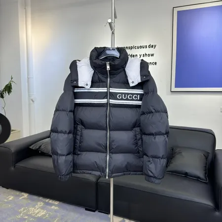 グッチ ダウンジャケット