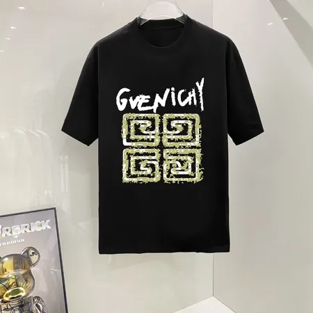 ジバンシィ Tシャツ