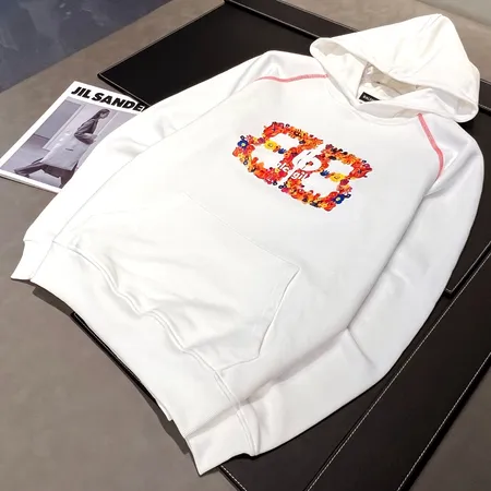 バレンシアガ パーカー