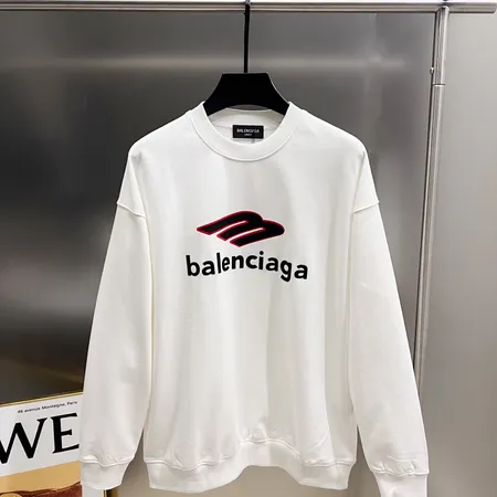 バレンシアガ パーカー