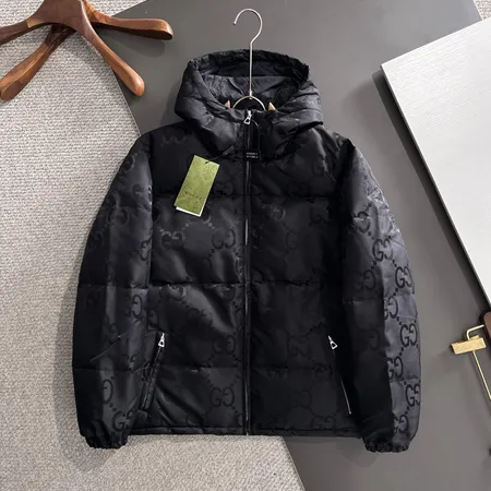 グッチ ダウンジャケット