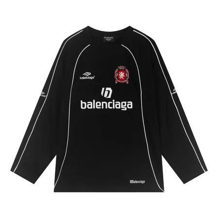 バレンシアガ Tシャツ