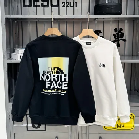 ノースフェイス パーカー