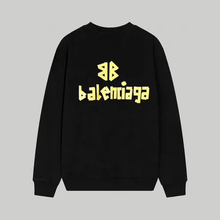 バレンシアガ パーカー