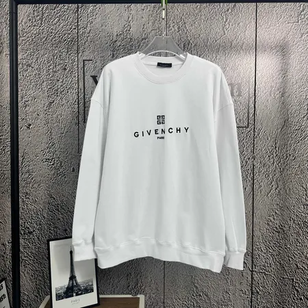 ジバンシィ パーカー