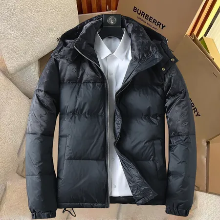 ルイヴィトン ダウンジャケット