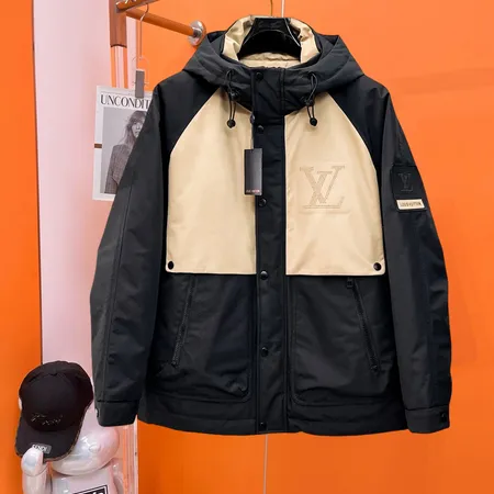 ルイヴィトン ダウンジャケット