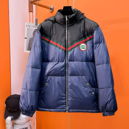 グッチ ダウンジャケット