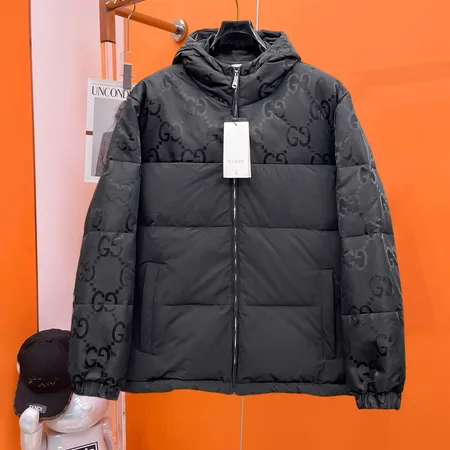 グッチ ダウンジャケット