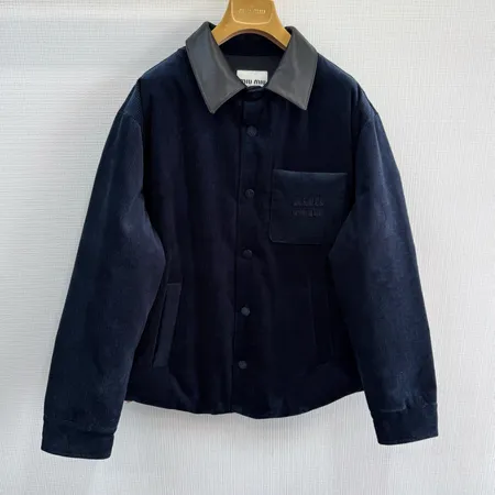 ステューシー ダウンジャケット