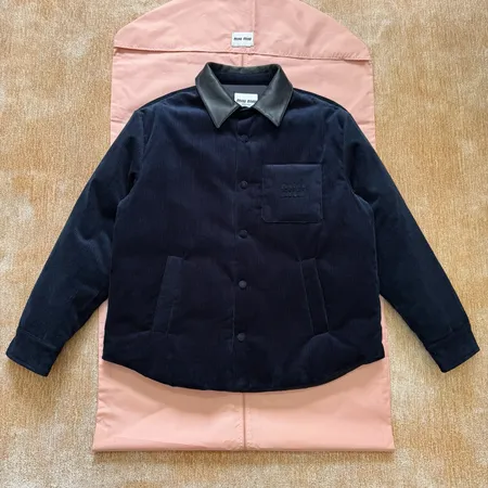 ステューシー ダウンジャケット