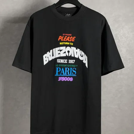 バレンシアガ Tシャツ