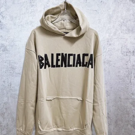 バレンシアガ パーカー