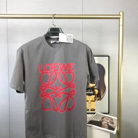 ロエベ Tシャツ