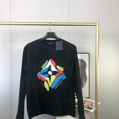 ルイヴィトン Tシャツ