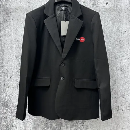 バレンシアガ ジャケット