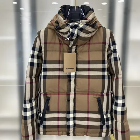バーバリー ス ダウンジャケット