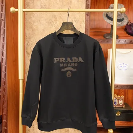 プラダ パーカー