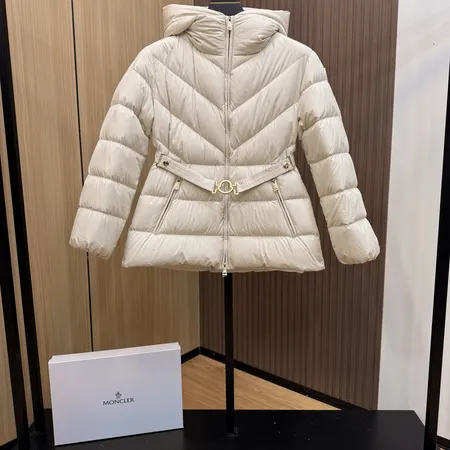 フィラ ダウンジャケット