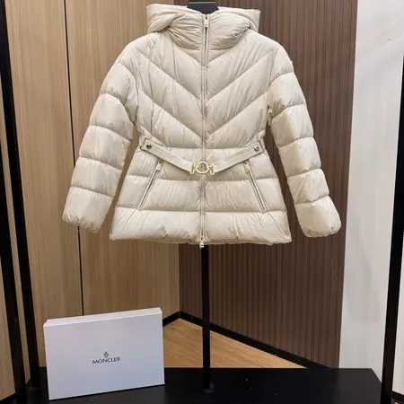 モンクレール ダウンジャケット