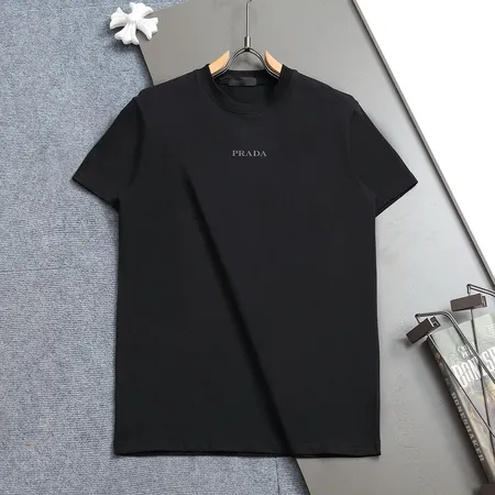 プラダ Tシャツ