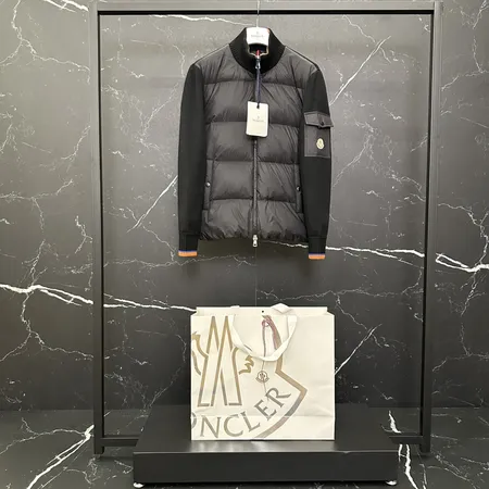 モンクレール ダウンジャケット