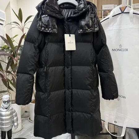 モンクレール ダウンジャケット