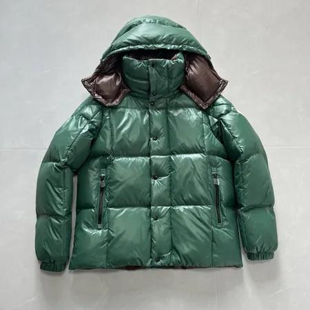 モンクレール ダウンジャケット