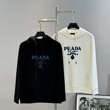 プラダ パーカー