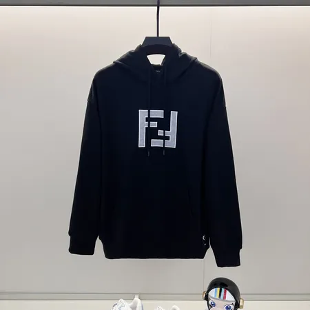 フェンディ パーカー