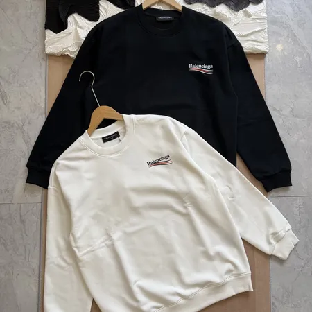 バレンシアガ パーカー