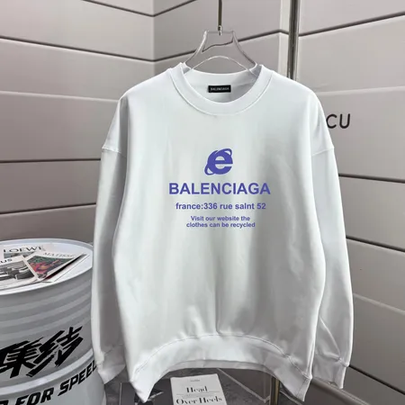 バレンシアガ パーカー