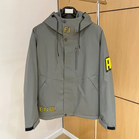 コーチ ダウンジャケット