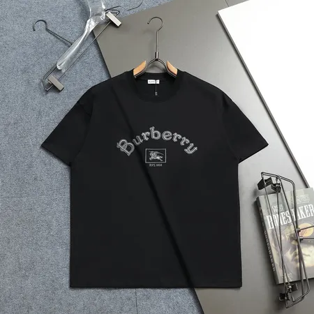 バーバリー ス Tシャツ