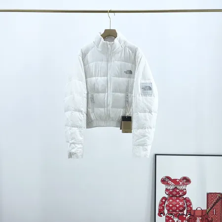 ノースフェイス ダウンジャケット