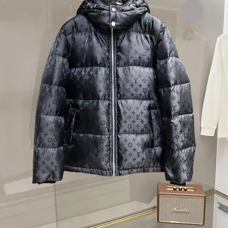 エルメス ダウンジャケット