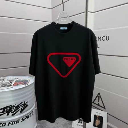 プラダ Tシャツ