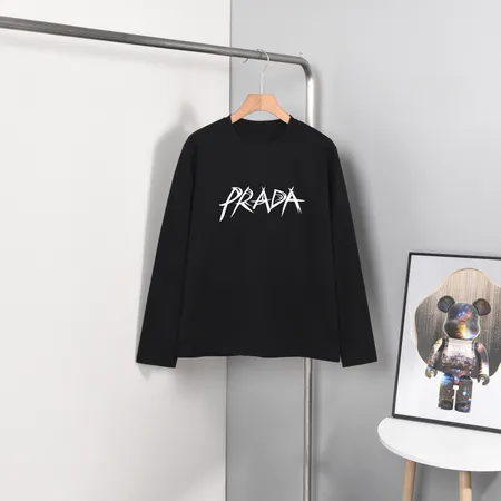 プラダ Tシャツ