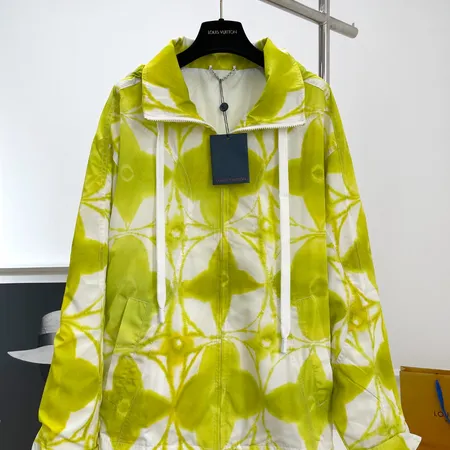 バレンシアガ ジャケット