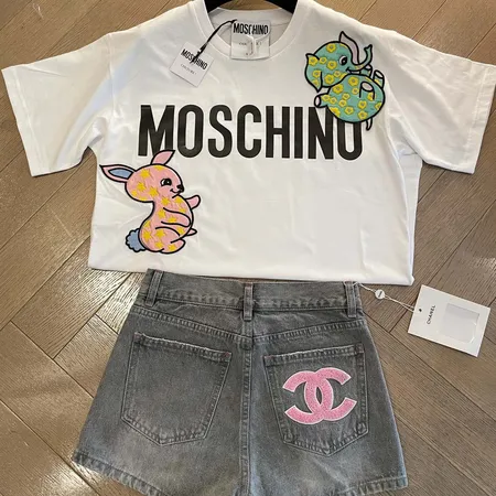 モスキーノ Tシャツ