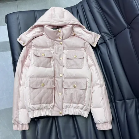 シャネル ダウンジャケット