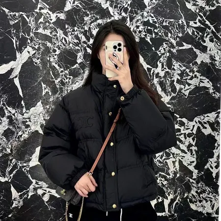 セリーヌ ダウンジャケット