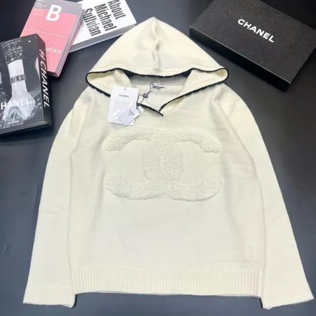 シャネル パーカー