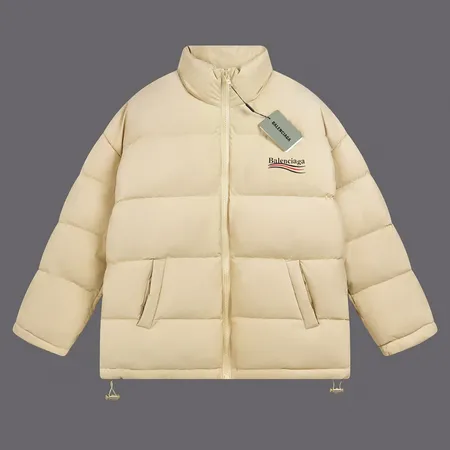 バレンシアガ ダウンジャケット