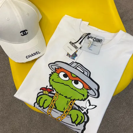 モスキーノ Tシャツ