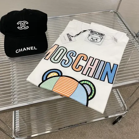 モスキーノ Tシャツ