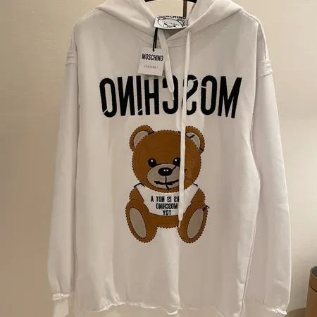 モスキーノ パーカー