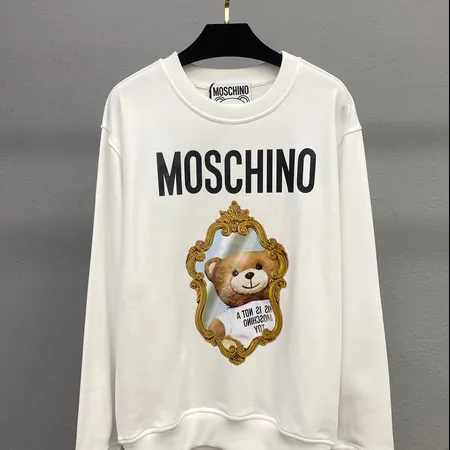 モスキーノ パーカー